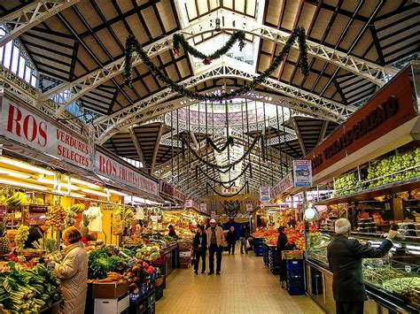 shopping in valencia italy